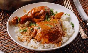 Lạ mà quen với dưa hấu trộn đá bào mát lạnh ngày hè