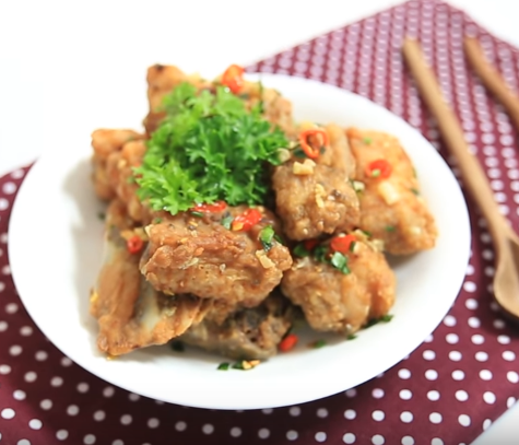 Lạ miệng với món mỳ Ý trộn thịt gà ngon mê ly