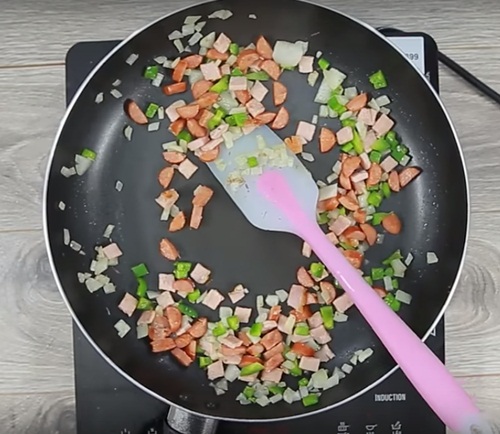 Lạ miệng với pizza trái cây ngon ngọt, ăn hoài không ngán