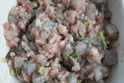 Lạc sang xứ sở Hàn Quốc với nui xào thịt heo kim chi