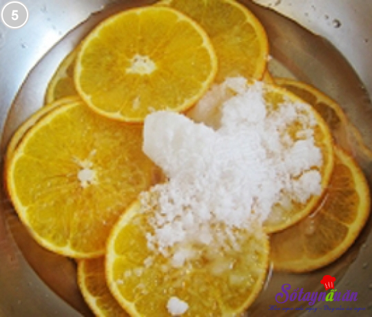 Làm bánh bông lan cam tươi