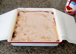 Làm bánh bông lan cherry chẳng khó chút nào