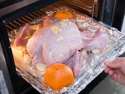 Làm bánh bông lan phô mai bằng nồi cơm điện thơm ngậy, mềm mịn, ngon chẳng kém gì ngoài hàng