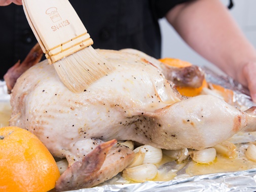 Làm bánh bông lan phô mai bằng nồi cơm điện thơm ngậy, mềm mịn, ngon chẳng kém gì ngoài hàng