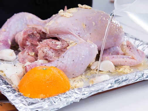 Làm bánh bông lan phô mai bằng nồi cơm điện thơm ngậy, mềm mịn, ngon chẳng kém gì ngoài hàng