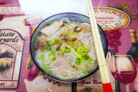 Làm bánh canh, bún tươi tại nhà