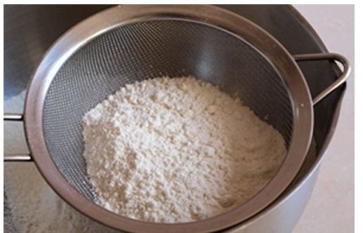 Làm bánh chuối hấp đơn giản, ngọt ngào