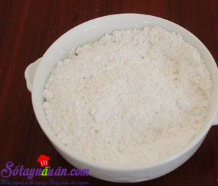 Làm bánh dày giò cho bữa sáng ngon miệng