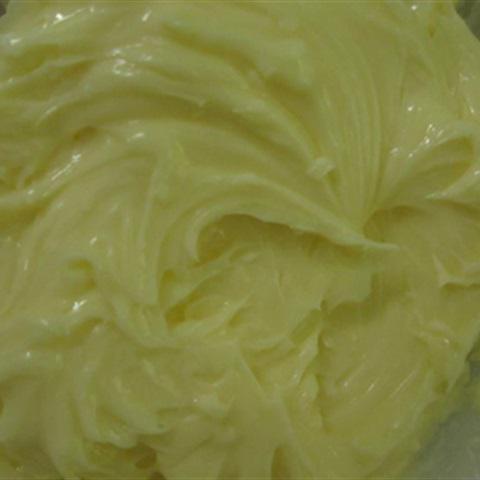 Cách làm bánh hình lưỡi mèo