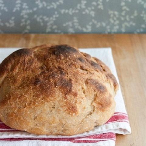 Cách làm bánh mì bằng nồi lẩu điện