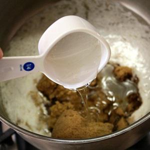 Cách làm bắp rang bơ caramel