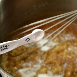 Cách làm bắp rang bơ caramel