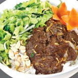 Làm bún bò xào chay thanh đạm ngày rằm