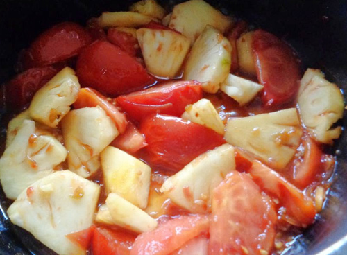 Làm cá thu kho nước dừa đậm đà, ngon cơm