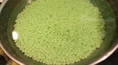 Làm chè bột báng ngon nhất ngày mưa