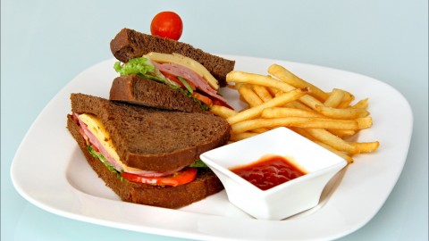 Làm chips chuối thơm giòn để dành ăn chơi