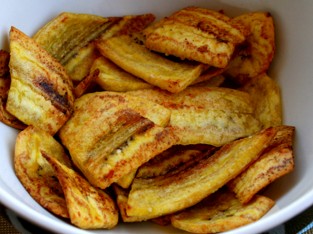 Làm chips chuối thơm giòn để dành ăn chơi