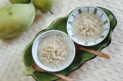 Làm cơm rượu nếp đón Tết Đoan Ngọ