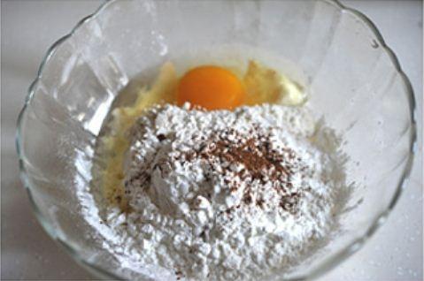 Làm củ sen kẹp tôm thịt cho bà bầu dưỡng thai