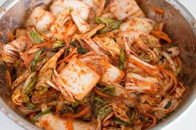 Làm đậu hũ xào kim chi lạ miệng, ngon cơm