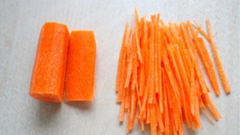 Làm gỏi củ cải trắng thanh đạm ngày trăng tròn hằng tháng