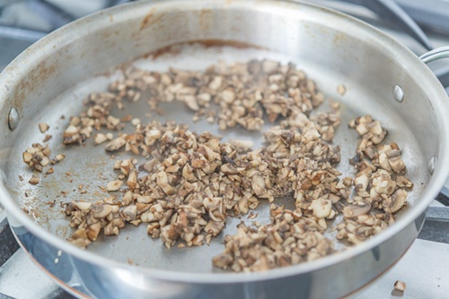 Làm hamburger ở nhà ngon hơn ngoài hàng