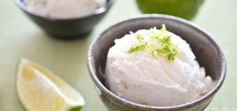 Làm kem chanh dừa giải nhiệt ngày nóng