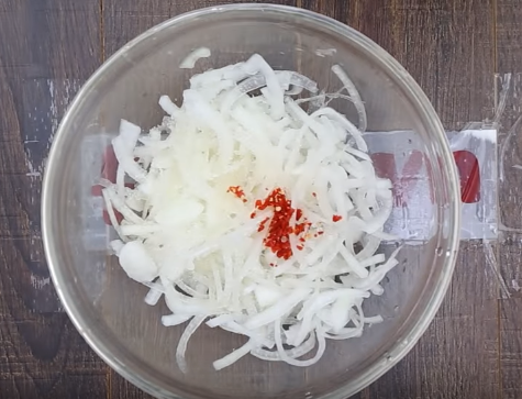 Làm kem "vò" vị xoài chanh leo không cần máy làm kem