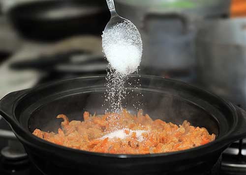 Làm kho quẹt chấm rau đậm đà ngon cơm