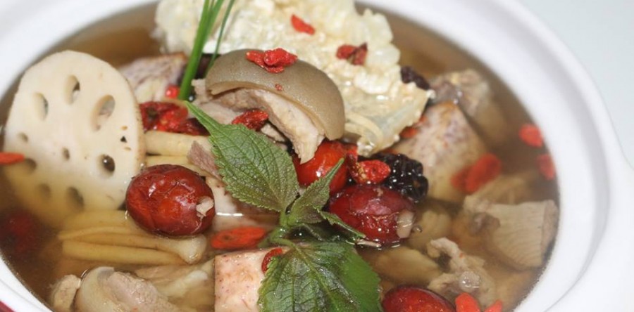 Làm lẩu dê ăn chơi đúng chất Sài Gòn