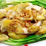 Làm món gà hấp hành hấp dẫn cả nhà