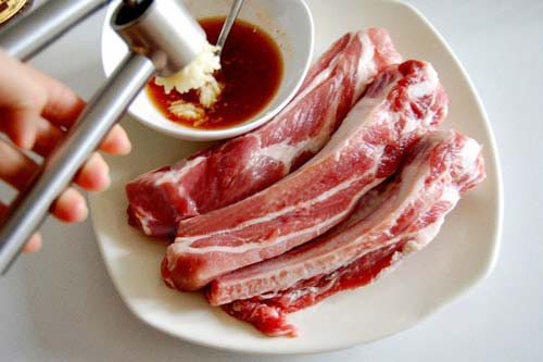 Làm món sườn nướng ngon tuyệt