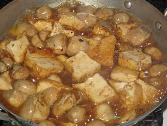 Làm món thịt kho đậu hũ ngon mê ly