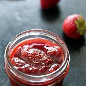 Cách làm mứt dâu bằng lò vi sóng