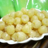 Làm mứt hạt sen giàu dinh dưỡng cho trẻ món ăn vặt mùa hè