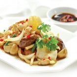 Làm nấm bào ngư xào thịt bò bổ dưỡng cho bà bầu