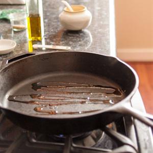 Cách làm pizza không cần lò nướng