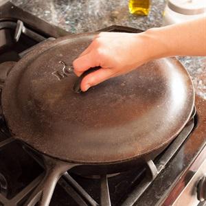 Cách làm pizza không cần lò nướng