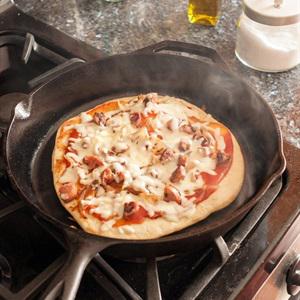 Cách làm pizza không cần lò nướng
