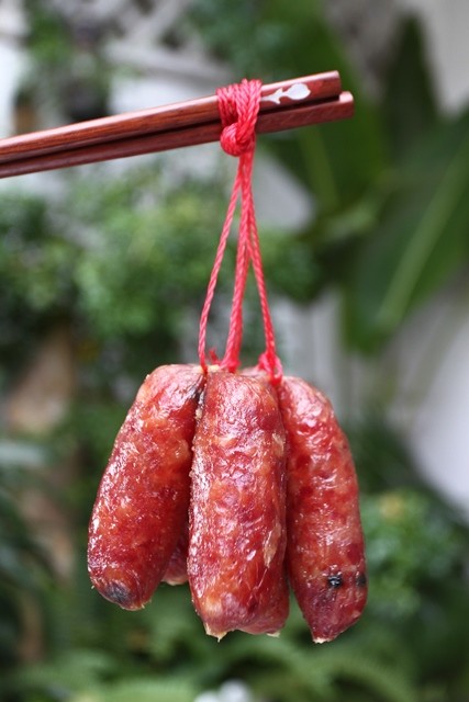 Lạp xưởng tươi