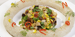 Lạp xưởng xào ngũ sắc