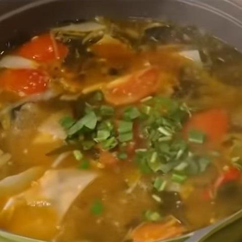 Cách làm lẩu cá đuối lá giang