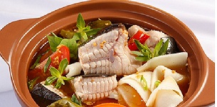 Lẩu cá đuối lá giang