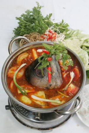 Lẩu cá Sooc dưa