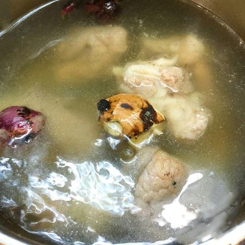 Cách làm lẩu chả cá nấu khổ qua