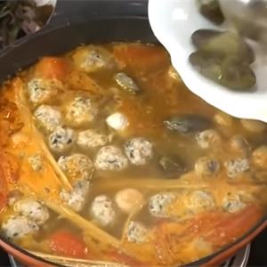 Cách làm lẩu chem chép tía tô