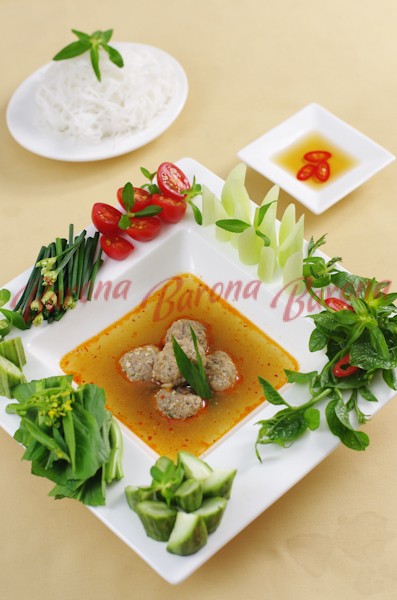 Lẩu cua đồng chua cay