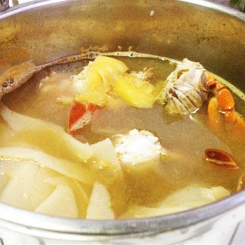 Cách nấu lẩu cua nấu mẻ