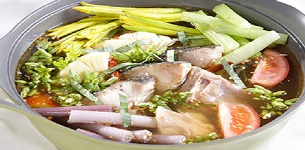 Lẩu đầu cá bớp ớt khô