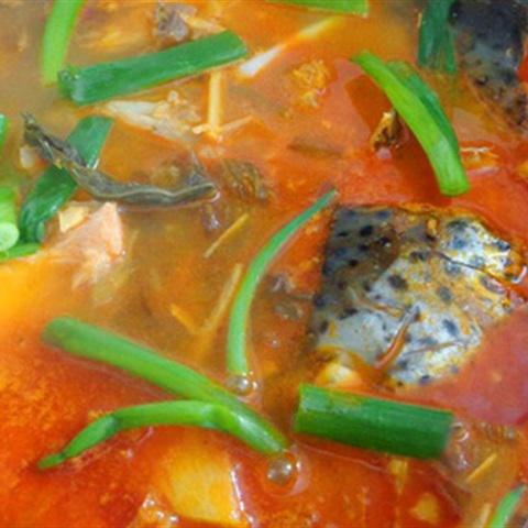 Cách làm lẩu đầu cá hồi